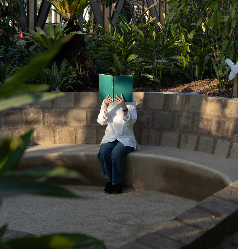 大多喜有用植物苑の庭と温室(千葉県大多喜町)